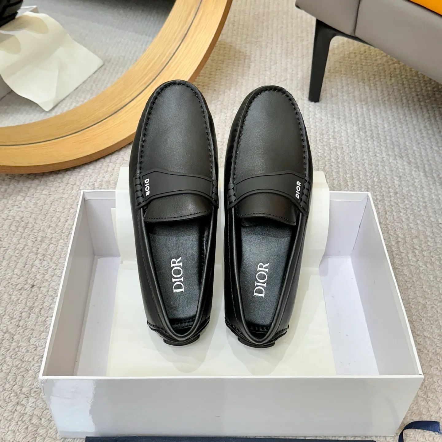 Men's clothing and shoes 💰420! (Yangli) Quality DIOR [Dior’s latest arrival] real auction hot-selling Doudou shoes 🔍DIOR) new Doudou shoes 👍Belgian designer Martin Margiela serves as Gucci shoe designer y full of charm, luxury style gentleman upper: imported cowhide, lining with spring sweat-absorbent first-layer sheepskin. Outsole Brand outsole, the last stitching on the bottom will never come off; equipped with classic Gucci exquisite hardware C D buckle💋The whole pair of shoes is fashionable and casual without losing high-end style; standard 38-46